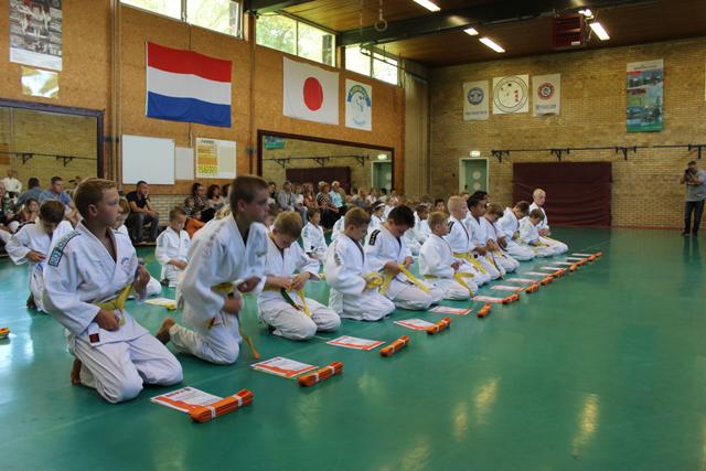 Gele of oranje band behaald bij judoclub Kodokan