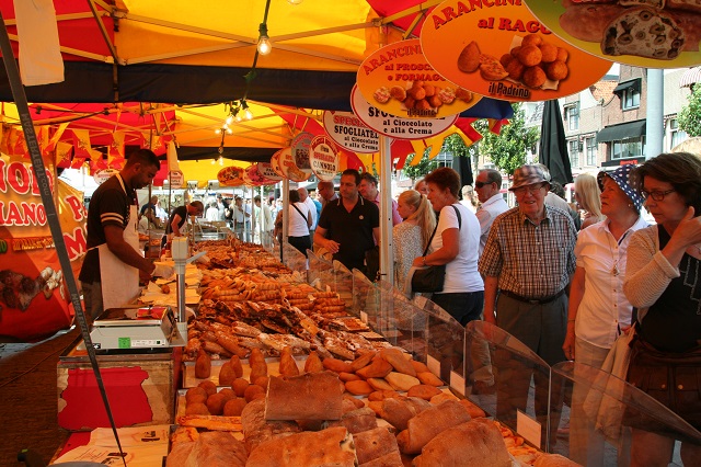 Internationale markt Purmerend 1 - 640