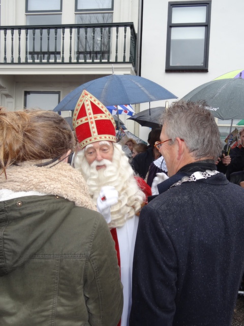 Sinterklaas en burgemeester Don Bijl van Purmerend