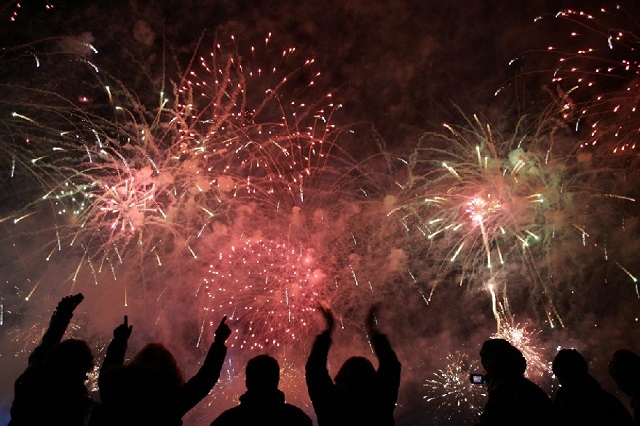 Kerstbomen en vuurwerk inleveren Purmerend